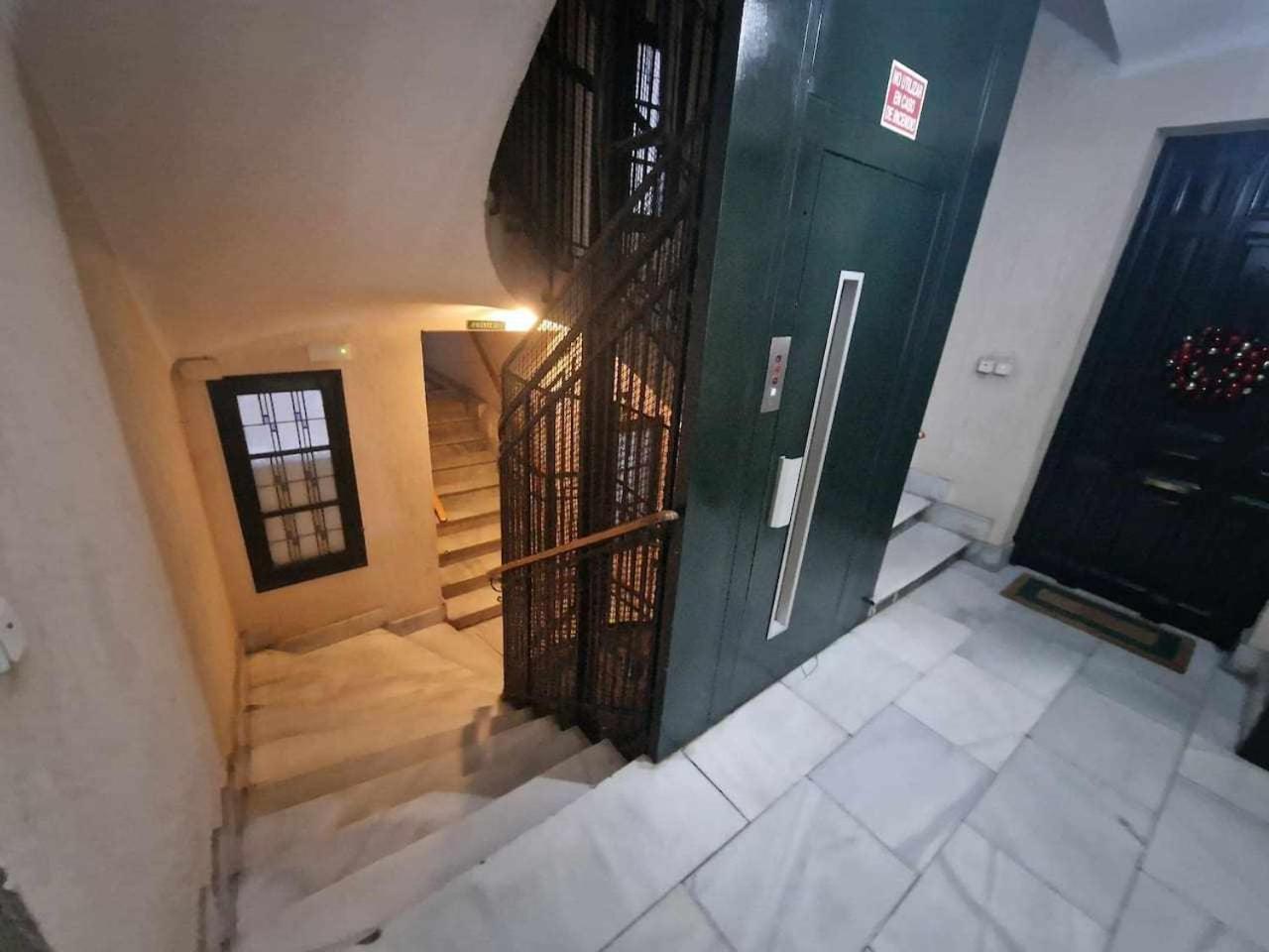Menendez Pelayo, Loft Junto Al Retiro Lägenhet Madrid Exteriör bild